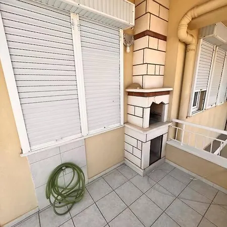 600 Meters To Konyaalti 1+1 Apartment